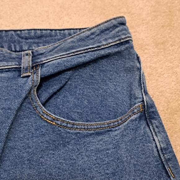 Steve Madden Blue Jean Shorts Women's Size XL Stretch Denim Casual NEW - Picture 3 of 8